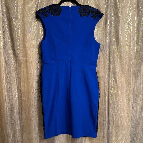 Torrid Royal Blue Black Embroidered Lace Bodycon Mini Sheath Dress Size 14 - Picture 2 of 7